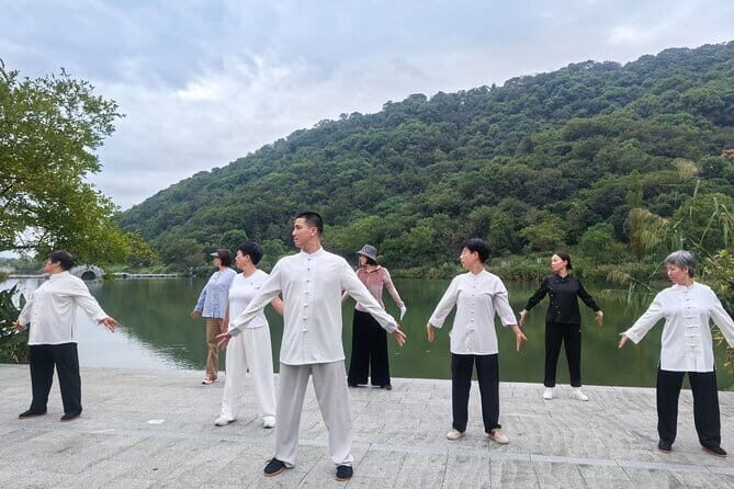 Chinese Kung Fu Class with Tai Chi Shaolin Boxing and Qigong - Authentic Chinese Kung Fu Class in Hangzhou: Tai Chi, Shaolin Boxing, and Qigong Experience