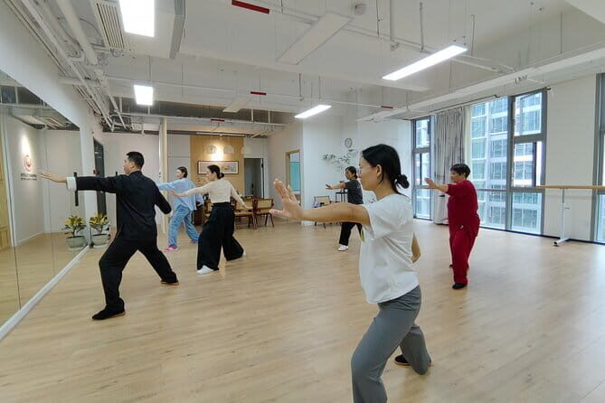 Chinese Kung Fu Class with Tai Chi Shaolin Boxing and Qigong - Key Points