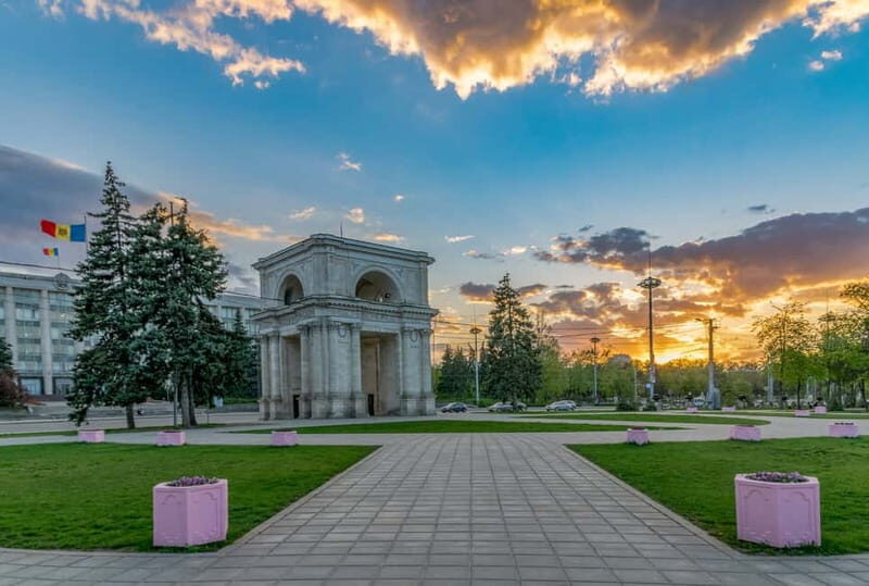 Chisinau: Discover City Highlights with a Walking Tour - Key Points