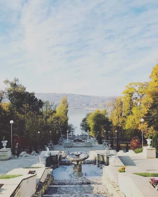 Chisinau: Discover City Highlights with a Walking Tour - What to Expect from the Tour