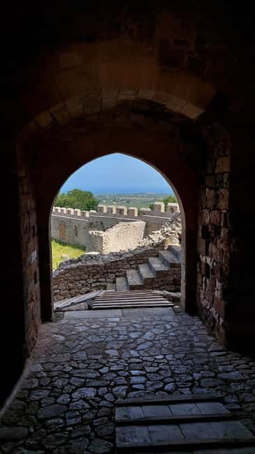 Chlemoutsi Castle: A Knights Legacy Archaeologist-Led Tour - Daily Life and Social Customs