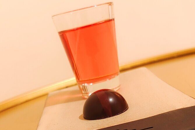 Chocolate and Jenever (Belgian Gin)Tasting in Ghent - The Tasting: What to Expect