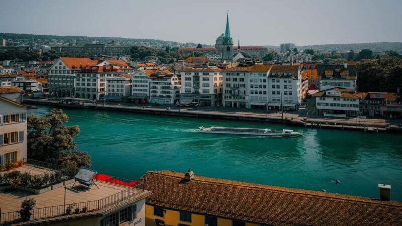 Chocolate, Art, and History walking tour of Zurich - An In-Depth Look at the Chocolate, Art, and History Tour