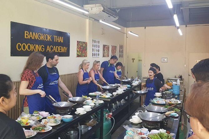 Choose 5 Dishes: Half-Day Cooking Class in Sukhumvit with Market Tour - A Deep Dive into the Experience