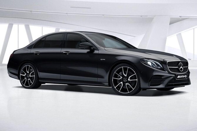 Christchurch Airport Transfers : Christchurch to Airport CHC in Business Car - Key Points