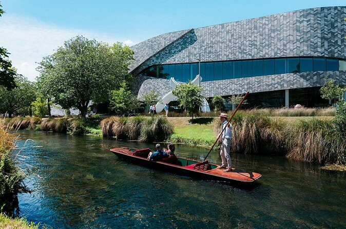 Christchurch Essentials Guided Walking Tour - Art & Heritage: Christchurch Art Gallery & The Arts Centre