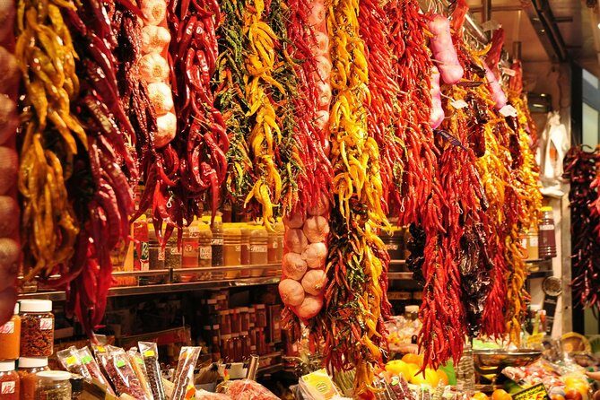Christmas In Barcelona: Private Custom Tour With A Local Host - What to Expect from the Tour