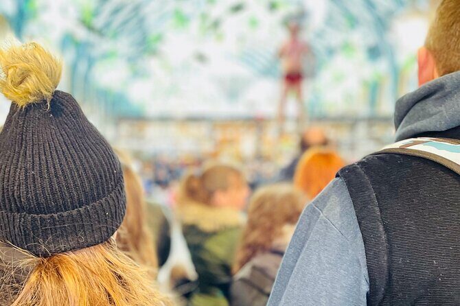 Christmas Lights and Markets Guided Walking Tour with Mulled Wine - Who Should Consider This Tour?