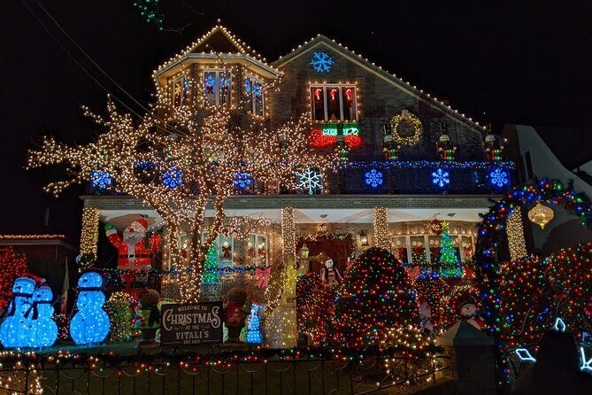 Christmas Lights Tour - Who Should Book This Tour?