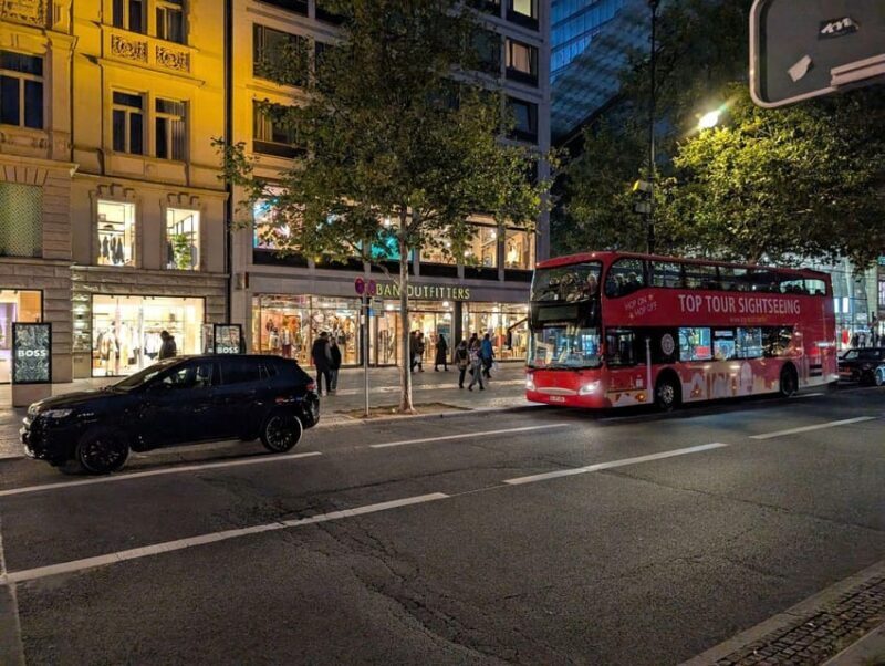 Christmas market lights tour bus through Berlin, free mulled wine (2.5 hours) - The Sum Up