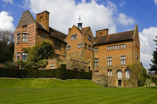 Churchill's Finest Hour - Authentic Experiences and Hidden Gems