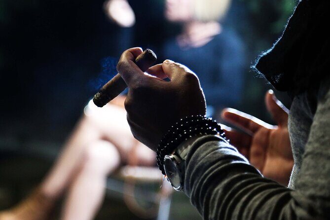 Cigar Rolling Experience with Rum and Chocolate Pairing - FAQs