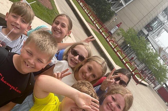 Cincinnati Scavenger Hunt Interactive Walking Tour - Who Should Consider This Tour?