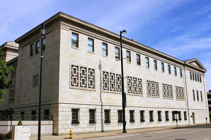 Cincinnati Scavenger Hunt Walking Tour and Game - Why This Tour Offers Good Value