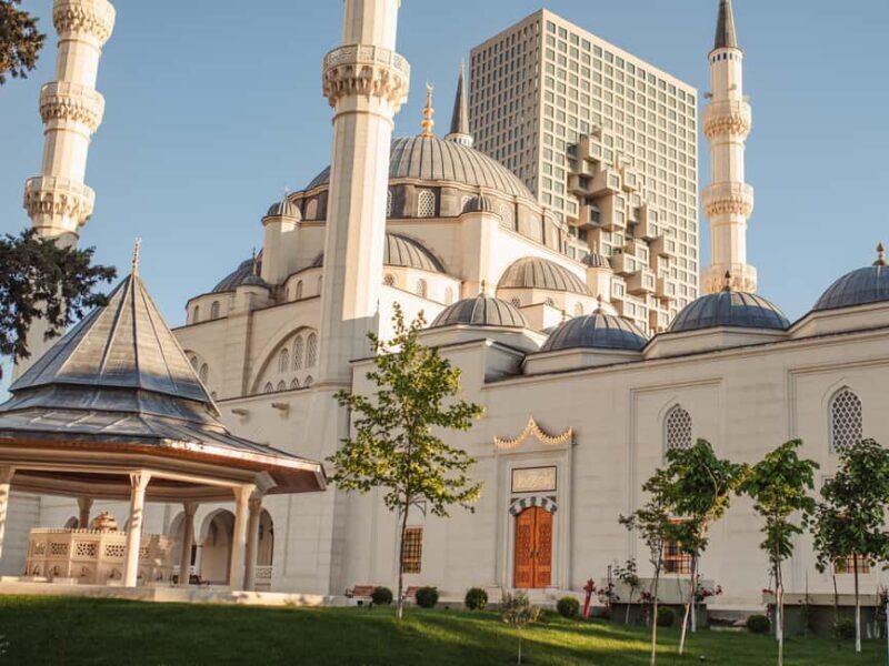 City and Food Tour of Tirana - First Stop: Authentic Breakfast at "Mengjezore" in the Bicycle Market