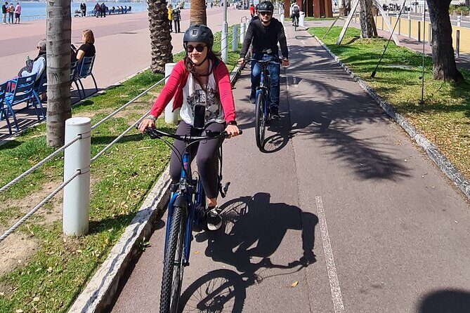 City bike rental in Nice - Navigating Nice: Highlights and Stops