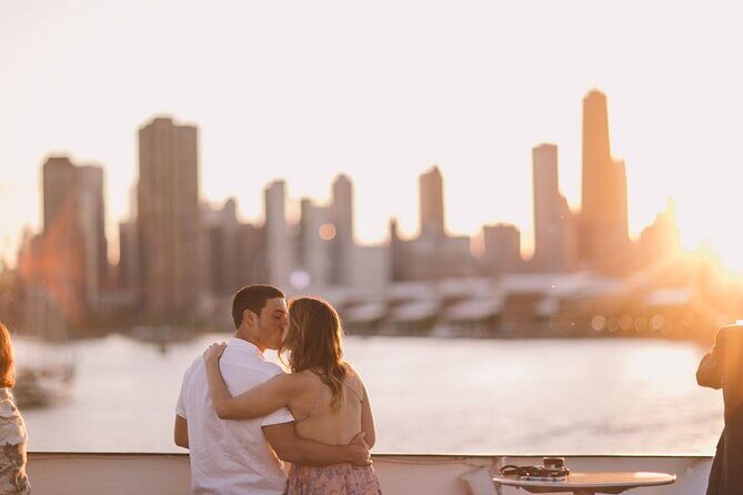City Cruises Chicago: Fireworks Signature Dinner Cruise - Authentic Perspectives from Travelers