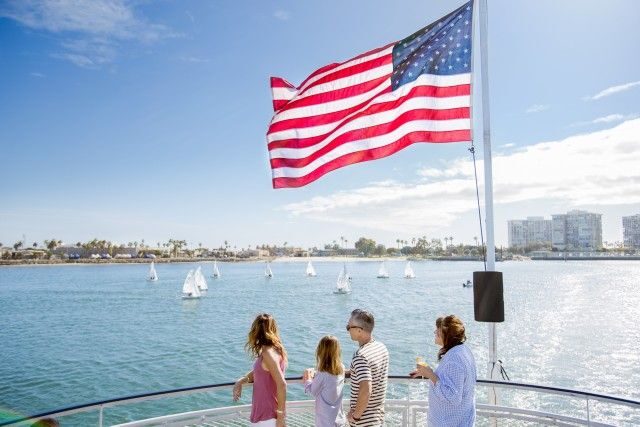 City Cruises San Diego: Best of the Bay Scenic Harbor Tour - Who Should Consider This Tour