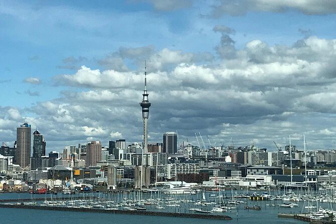 "City of Sails" highlights - private tour with German tour guide - An In-Depth Look at the "City of Sails" Tour