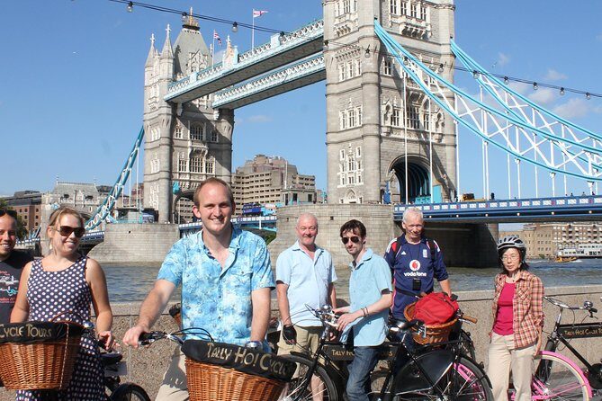 City & Secrets: Explore London's Hidden Gems - Who Would Love This Tour?