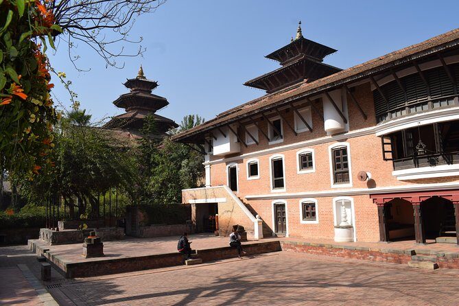 City tour of Bhaktapur and Patan Durbar Square - FAQ
