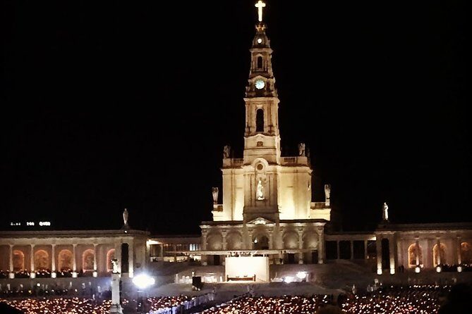 City Tour procession of candles, Fatima night - Key Points