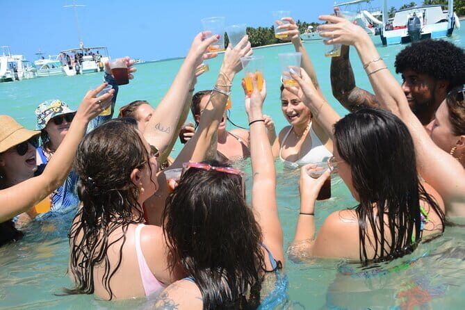 City tour - the best Adventures & tradicional of Santo Domingo - Authenticity and Local Flavor