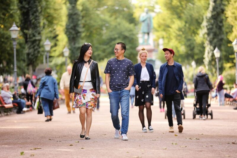 CITY Tour with Food Tasting in Helsinki - Key Points