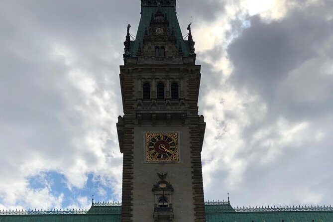 Citybeering - Walk with funny and interesting stories while having local beers - What Makes This Tour Worth Considering