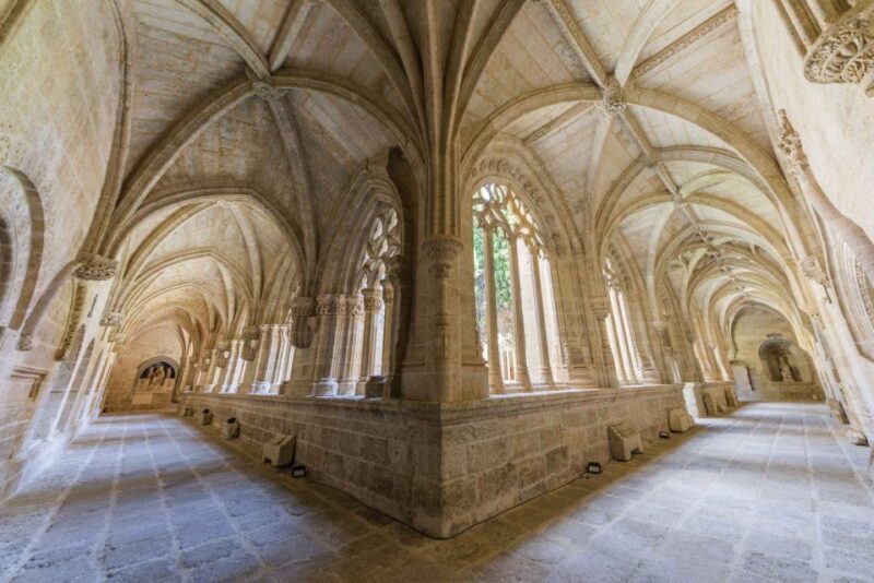 Ciudad Rodrigo: Cathedral of Santa Maria Entry Ticket - Cloister and Sepulchres: Serene Spaces and Stories