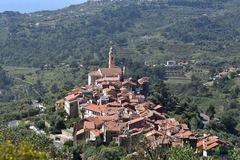 Civezza: western Liguria beyond the sea. Oil, wine, and historic villages. - FAQ