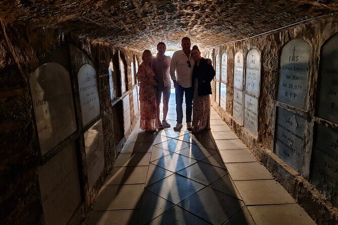 Clare Valley Wine Tour. Local Guide, Clare Valley pickup, & lunch - Final Word