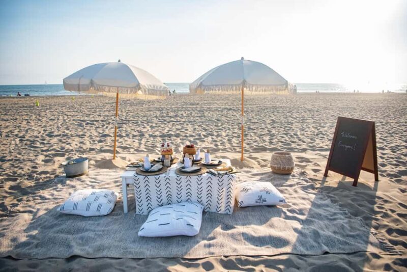 Classic Beach Picnic in Santa Monica - A Detailed Look at the Experience