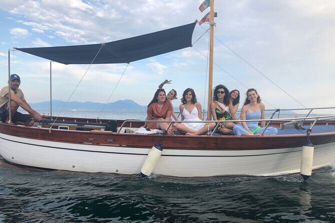 Classic Boat Tour of Naples Bay - Who Should Consider This Experience?