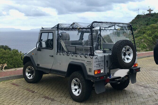 Classic car / Half day tour / Day tour / Private Tour Madeira - Experience the Charm of Madeira with a Classic Car Tour