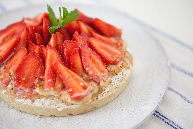 Classic French Cooking Class in Paris with a Local Expert - Key Points