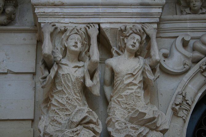 Classic guided tour of Lecce (Lecce classic tour) - The Obelisk and Piazza del Duomo