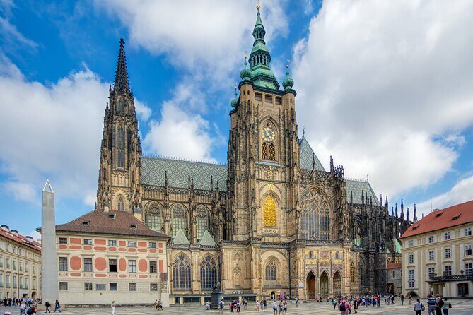 Classic Prague Castle Tour, Strahov Monastery & Castle District - Practical Details & Tips