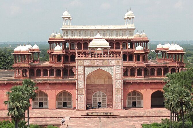 Classic Rajasthan - From Delhi to Mandawa: Traveling Back in Time