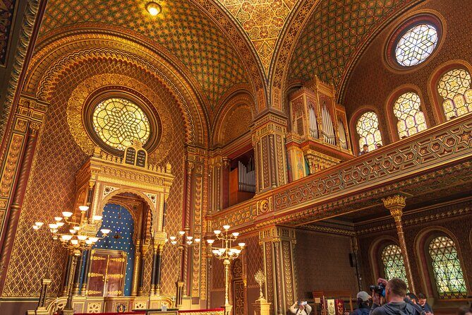 Classical Concert in Spanish Synagogue - The Venue & Its Atmosphere