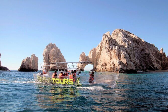 Clear Boat to Cabo Lands End, The Arch and more - Group Size and Atmosphere