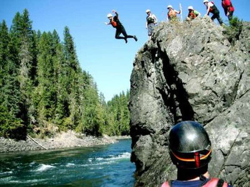 Clearwater BC Rafting with time for a waterfall Tour - FAQ