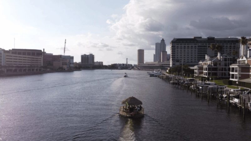 Clearwater Beach: Private Tiki Boat Cruise - Special events - Clearwater Beach: Private Tiki Boat Cruise – Special Events