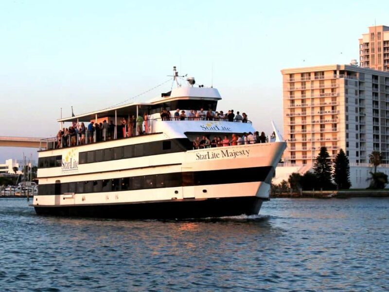 Clearwater Beach: StarLite Majesty Dining Yacht Cruise - An Authentic Waterfront Experience