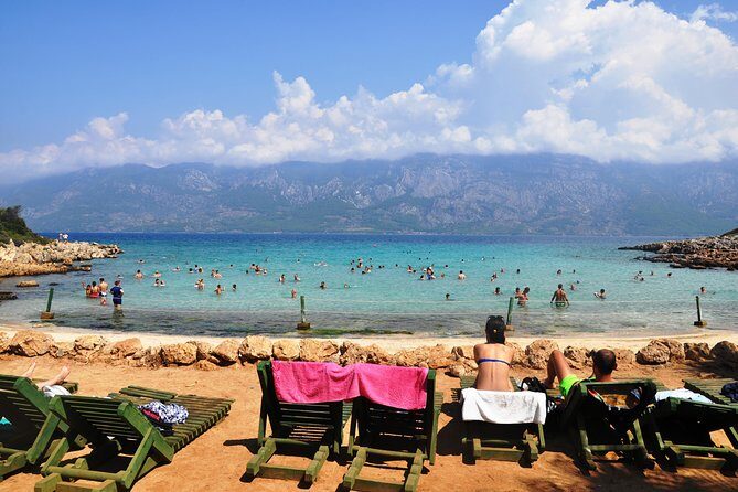 Cleopatra Island Boat Trip incl. Lunch and Drinks - Key Points