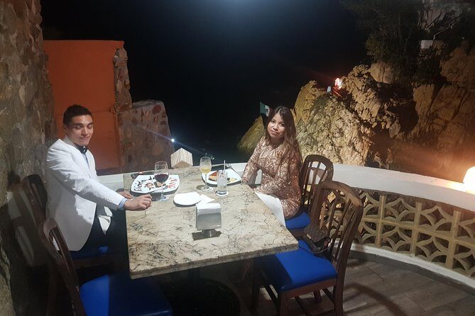 Cliff Diver De Luxe with Different Options at "La Quebrada" - FAQs