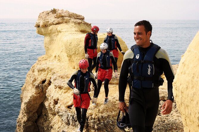 CLIFF JUMPING tour - Coasteering in Albufeira - FAQ