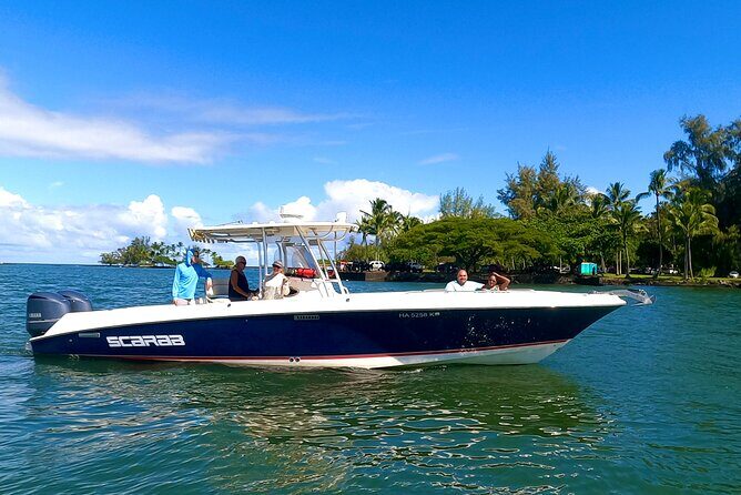 Cliff's of Hawai'i Onomea Waterfall Cruise - An In-Depth Look at the Tour Experience