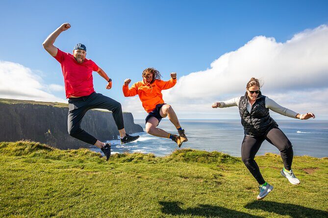 Cliffs of Moher Hiking Tour from Galway - Small Group - Exploring the Cliffs of Moher Hiking Tour from Galway: An In-Depth Look