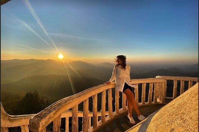 Climb sky-scraping tower in Ambuluwawa from Kandy - FAQ